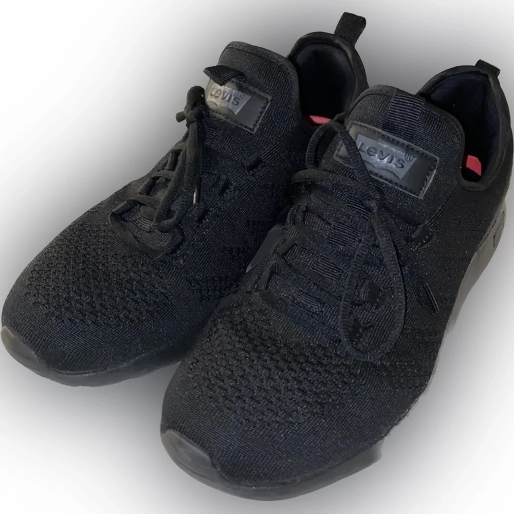 Mens Black Comfort Levi’s Size 11